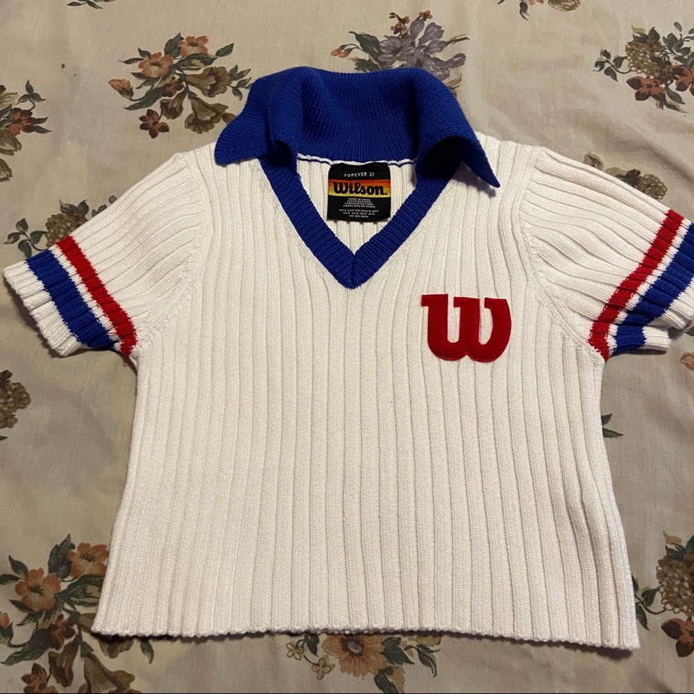 Red,white,and blue crop top with collar